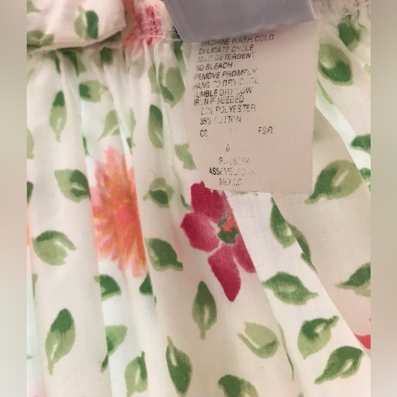 Kelly’s Kids size 6 excellent used condition floral dress, back button feature - Picture 5 of 7